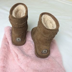 Bearpaw Val Girls Boot